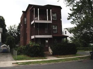 61 Woodmont St #2, Springfield, MA 01104