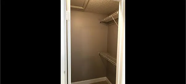 7427 SW 11th Ct — Photo 9