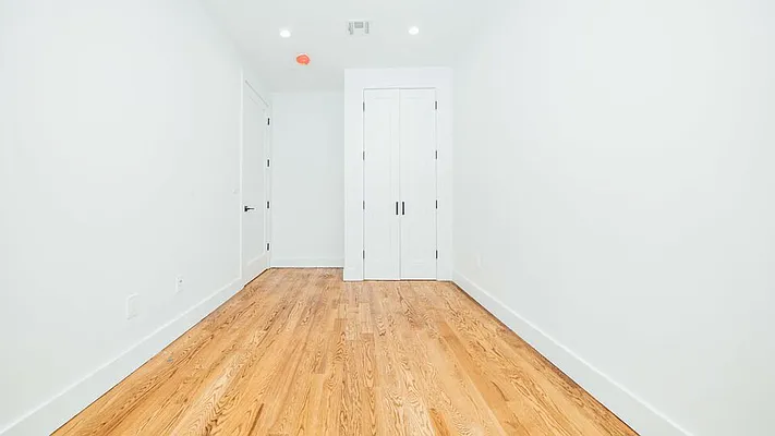 Rented by Nooklyn NYC LLC | media 15