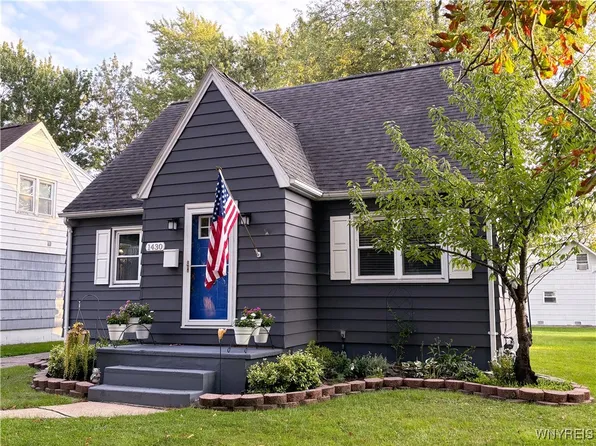 1430 Weaver Pkwy, North Tonawanda, NY 14120