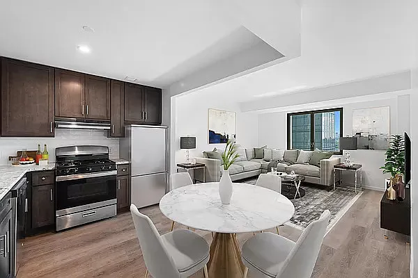 Rented by REAL New York | media 2