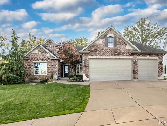 628 Tanya Court Dr, Saint Louis, MO 63129