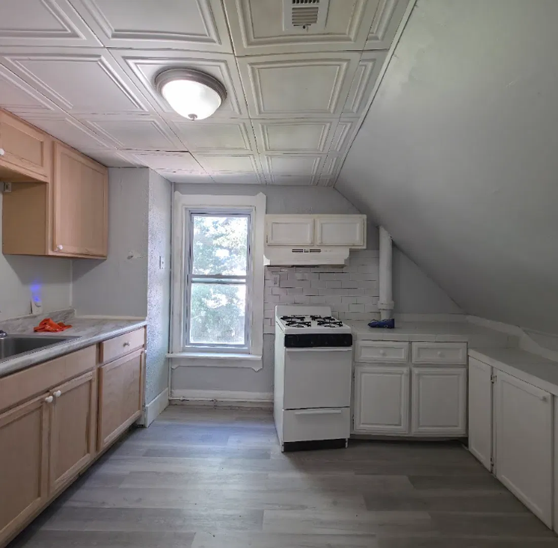 2049 W 95th St. — Photo 3