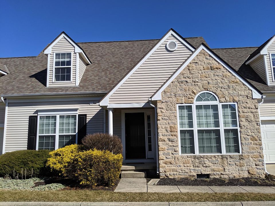 1st image of 578 Foxdale Pl