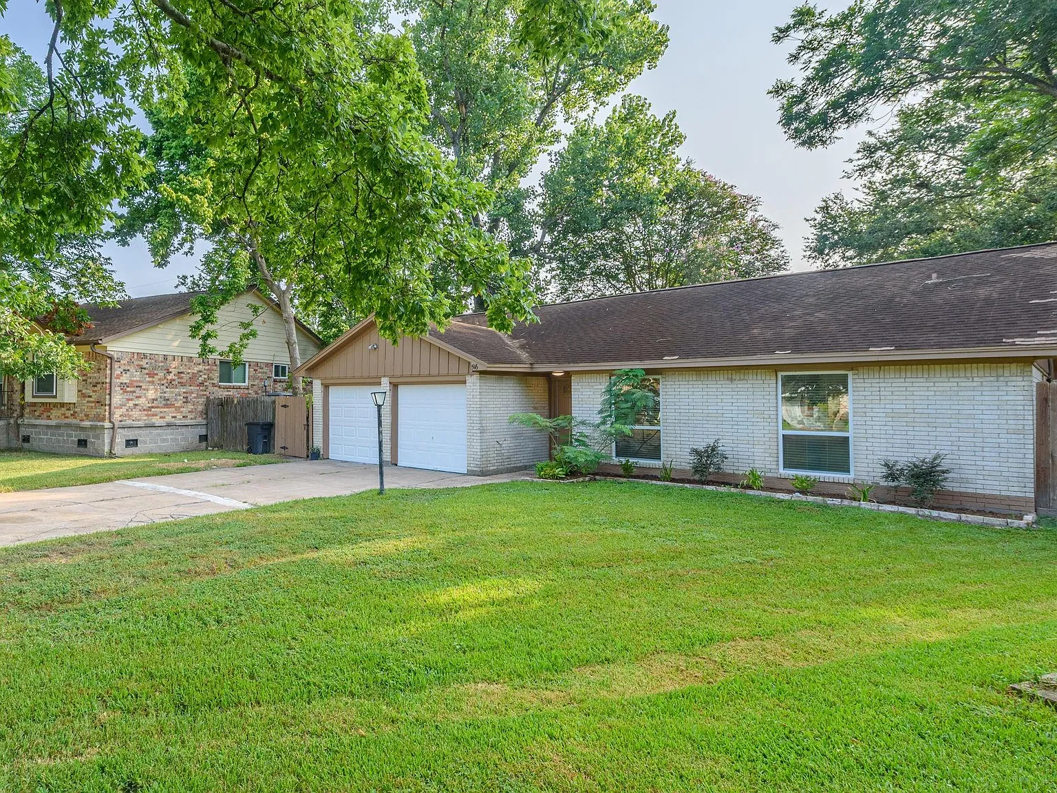 3 bed, 2.0 bath, 1225 sqft, $2,025 — Photo 1