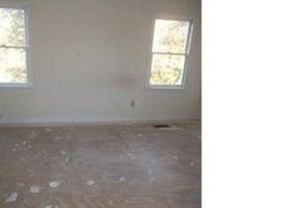 9100 Kings Canyon Dr, Charlotte, NC 28210