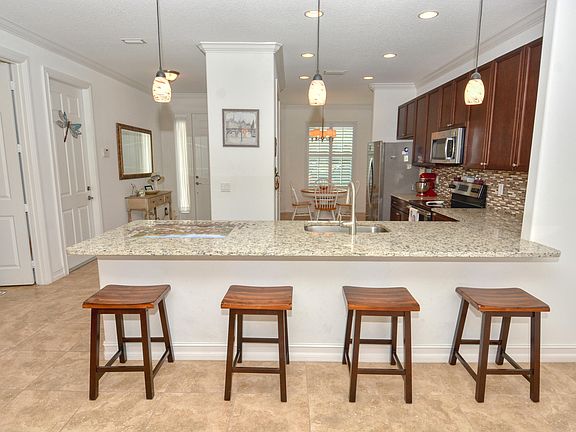 5th image of 6022 NW Cullen Way