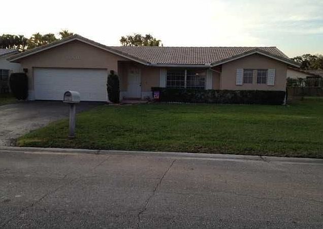 1st image of 11260 NW 40th St