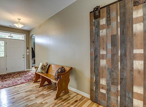 5th image of 3843 Mill Mount Dr