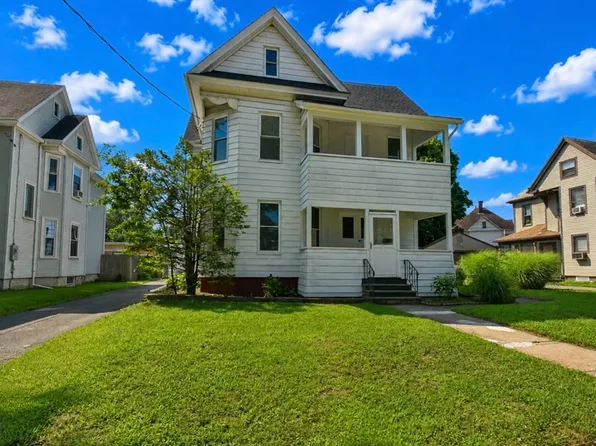 30 Laurel St, Holyoke, MA 01040