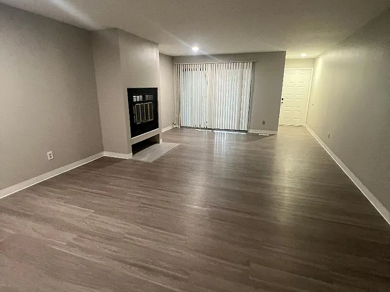 6570 E Mississippi Ave — Photo 1