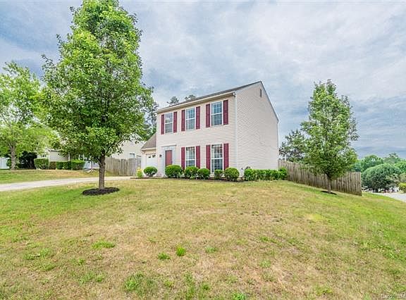 2nd image of 2031 Mallard Woods Pl