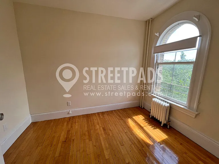 2 Ware St #303 — Photo 25