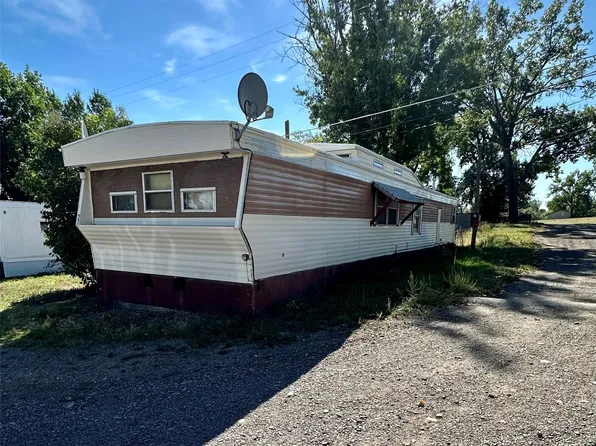 1501 13th Ave SW Trailer 27, Great Falls, MT 59404