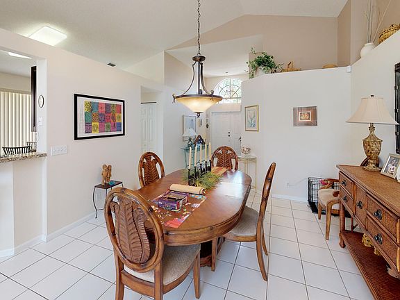 5th image of 6870 NW 34th St