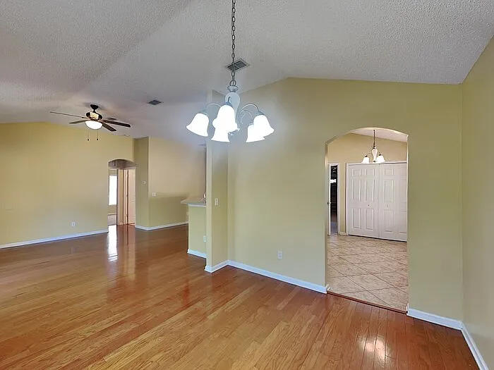 801 Mackenzie Cir — Photo 11