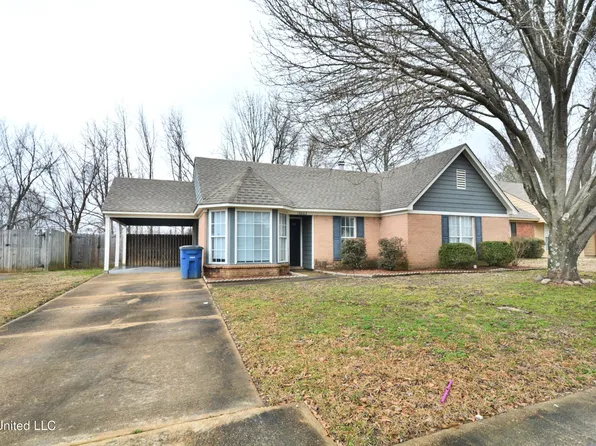 10662 Oak Leaf Dr, Olive Branch, MS 38654