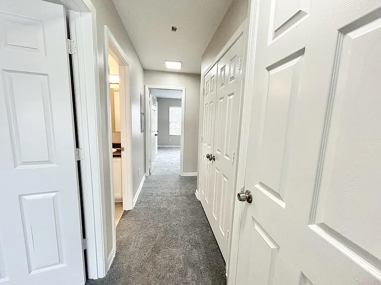 1026 Wheel House Ln #H — Photo 12