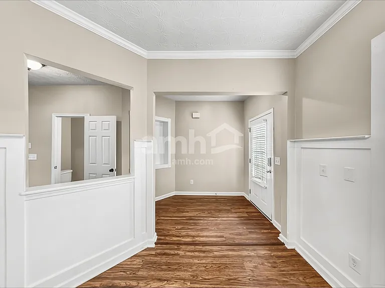 304 Woodland Pass — Photo 8