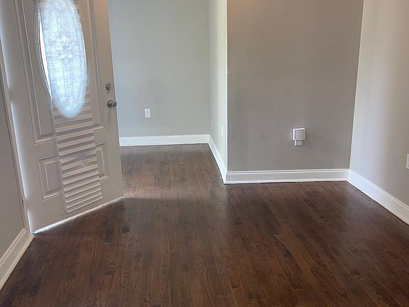 4th image of 238 Mount Vernon Ave Unit 1