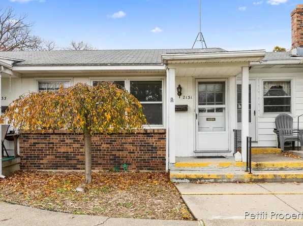 2131 Banner Dr SW, Wyoming, MI 49509