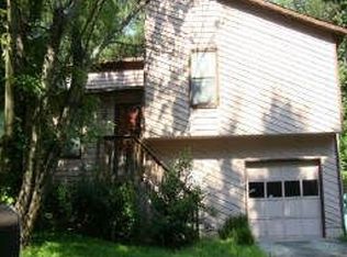 633 Springhollow Dr, Marietta, GA 30008