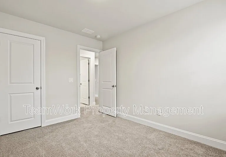 101 Langley Dr #C — Photo 19