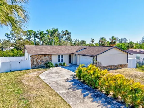 702 2nd Ave NW, Ruskin, FL 33570