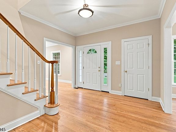 4th image of 500 Openaki Rd