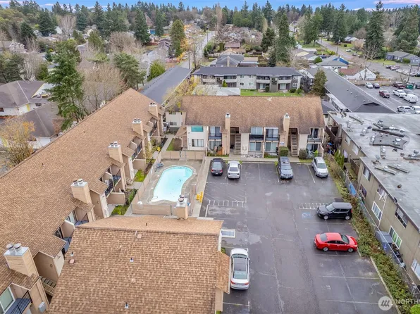 12434 Ambaum Boulevard SW #114, Burien, WA 98146