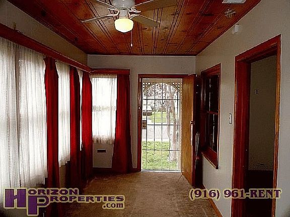 (4) : 925 Rivera Dr Sacramento, CA