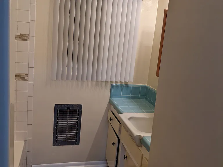 4256 Walnut St — Photo 13