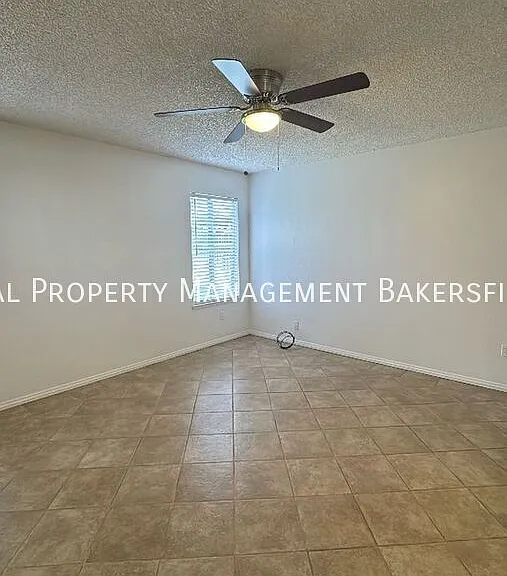 6513 Pine View Dr — Photo 3