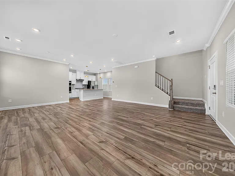 13222 Kenworth Rd — Photo 3