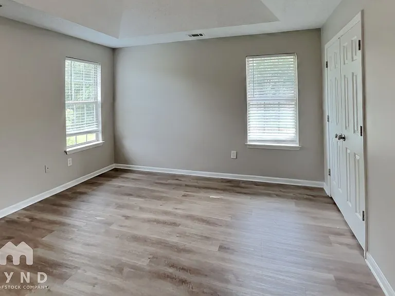 2691 Ward Lake Ct — Photo 11