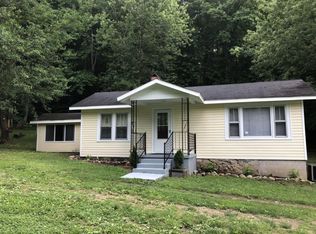 103 Saint Christopher Ln, Elizabethton, TN 37643