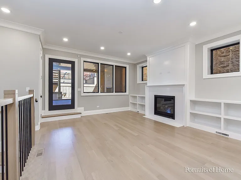 2135 N Lakewood Ave #1 — Photo 15