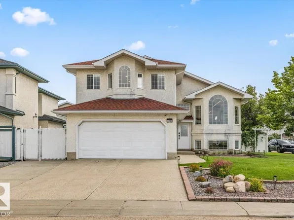 8731 160a Ave NW, Edmonton, AB T5Z 3K4