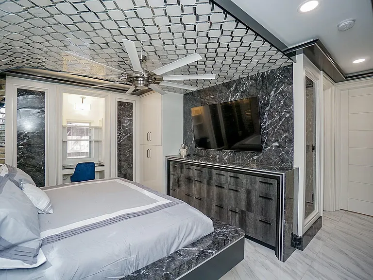 5711 Sugar Hill Dr #29 — Photo 20