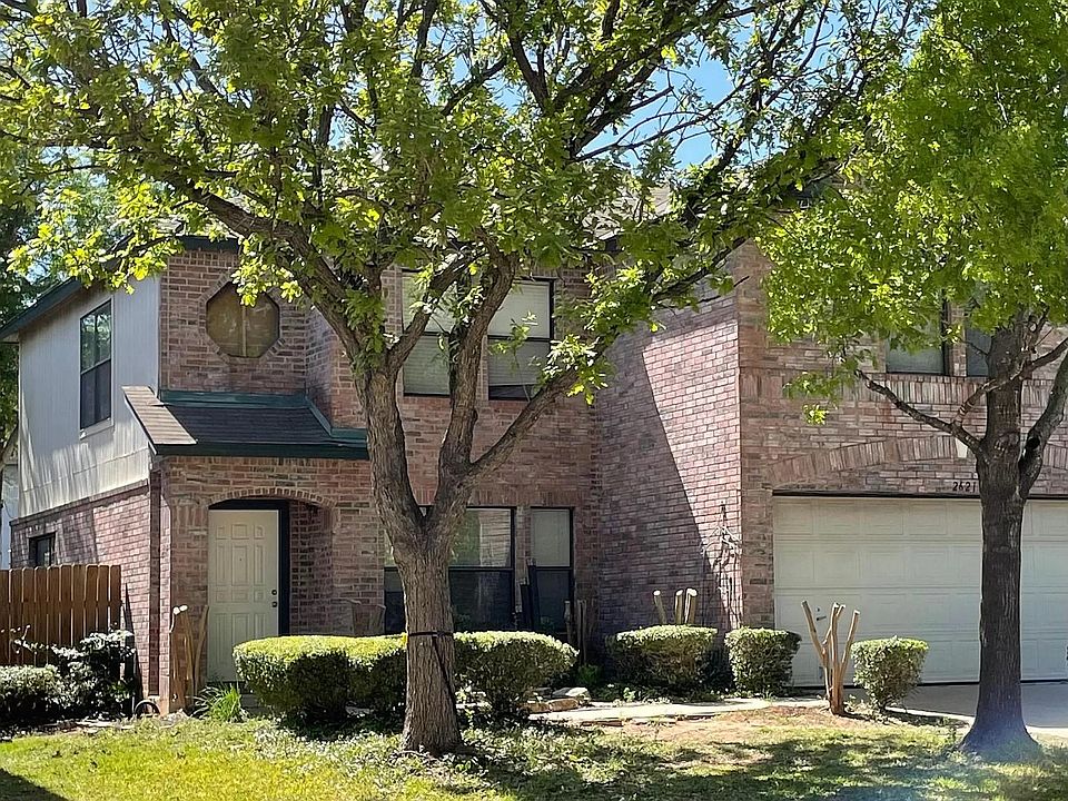 1st image of 2621 Glen Field Dr