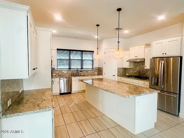 20726 W Colter St — Photo 7