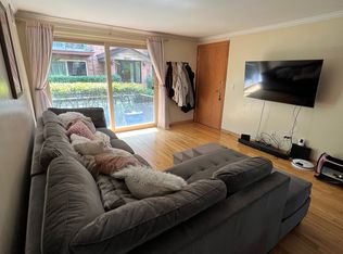 8415 W Gregory St UNIT 102, Chicago, IL 60656
