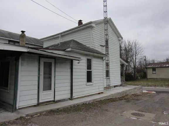 3rd image of 80 NW H St