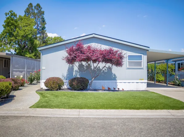 431 Whispering Willow Dr, Grants Pass, OR 97527