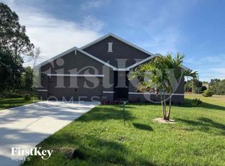 6938 NW Daffodil Ln, Port Saint Lucie, FL 34983