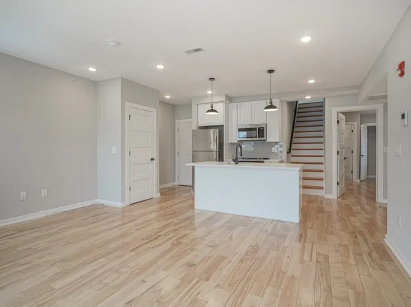 1710 Cambridge St Unit 8, Philadelphia, PA 19130