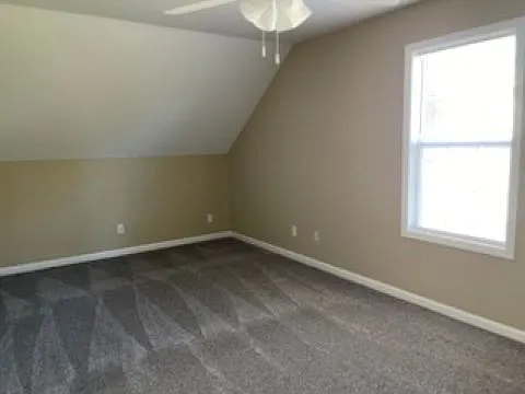 2633 Suffolk Dr — Photo 17