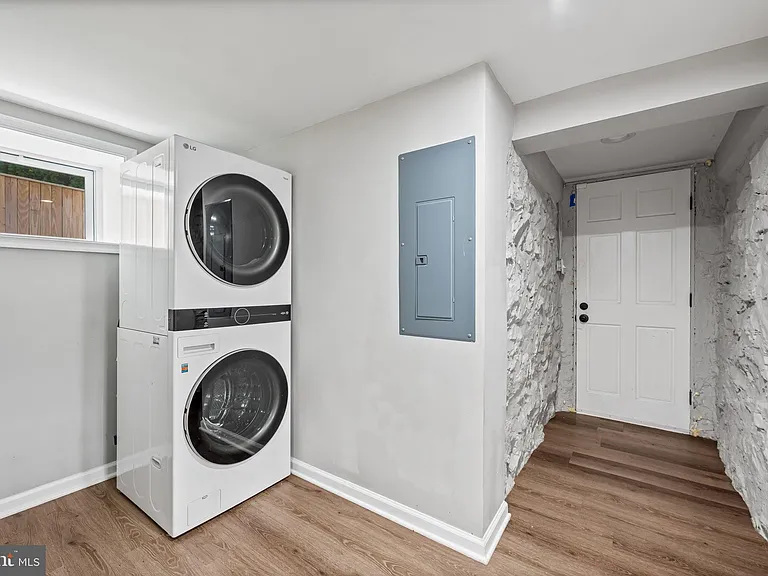 4118 Kathland Ave — Photo 21