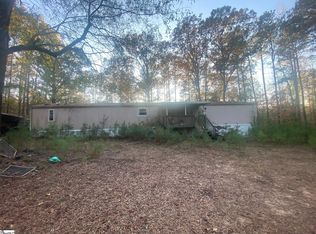 602 Crape Myrtle Rd, Laurens, SC 29360