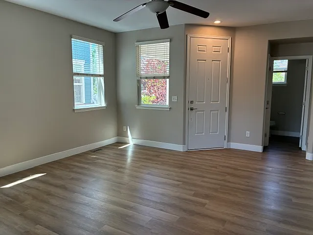 2312 N Xenia St — Photo 12